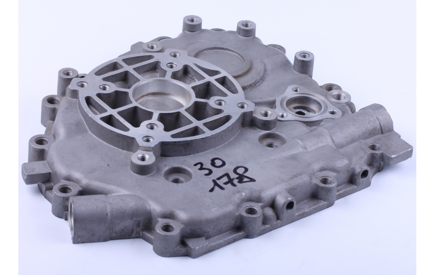 Крышка блока двигателя - 178F