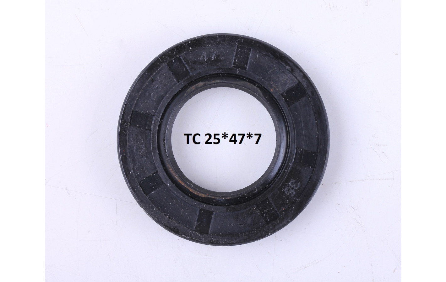 Сальник оси колес - КПП Mini YBX