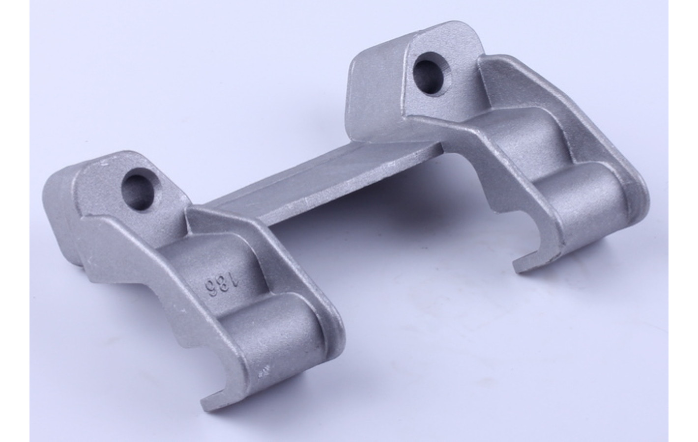 Кріплення бака паливного (верхнє) - 186F YBX