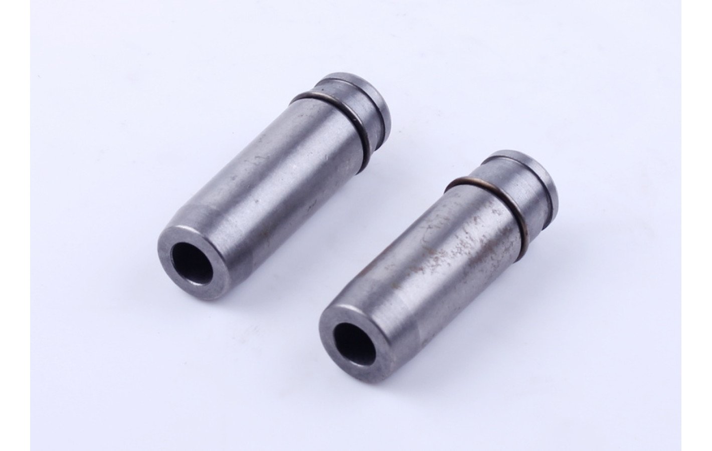 Напрямні клапанів, к-т: 2 шт. - 188F - TTG