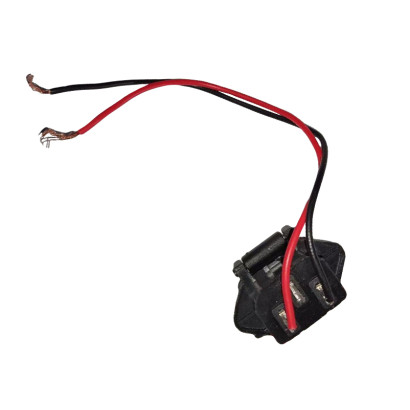 Порт під зарядку YBX