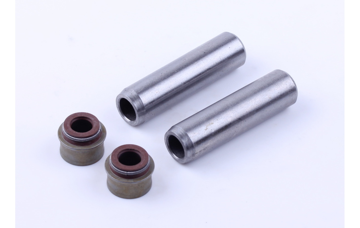 Направляючі клапани та сальники TT-AGRO-MOTO на дизельний двигун 178F генератора GN 3,5 KW, к-т на 2 клапани