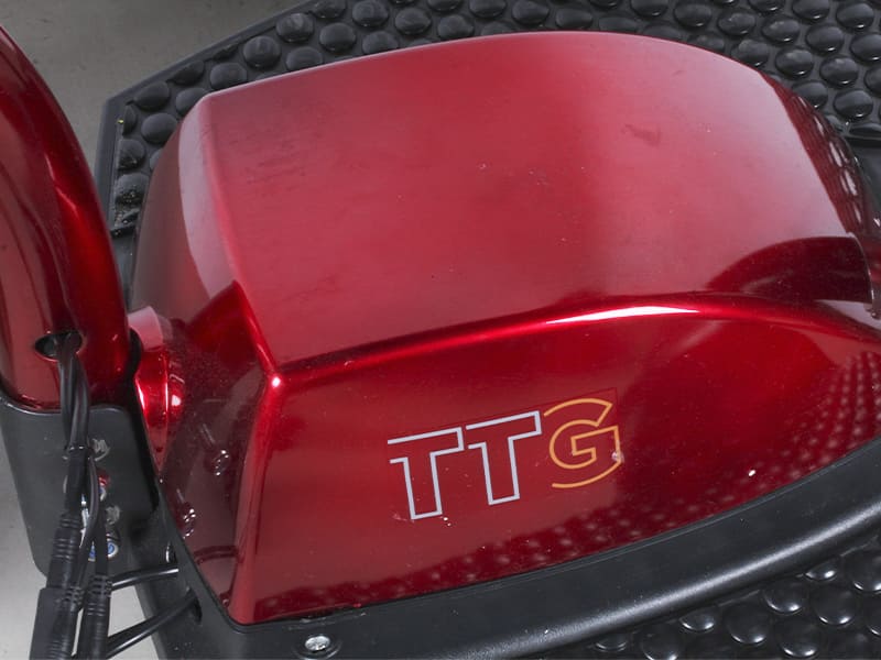Электросамокат с сиденьем (сиденье - спинка) TTG SM T06-1 36V350W 12AH красный, Б/У