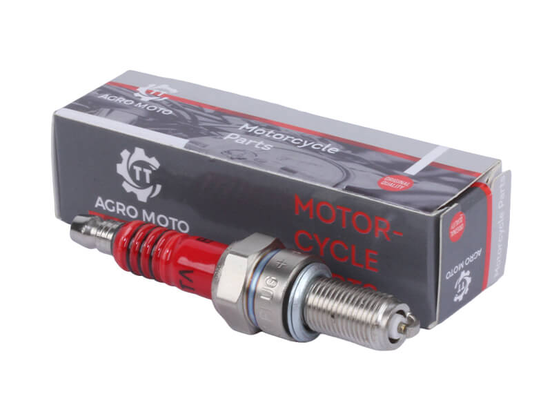 Свічка B7TC TT AGRO MOTO на чотиритактний двигун 4Т, M10, L18