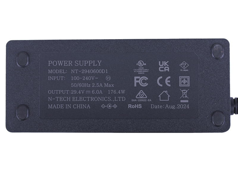 Портативная зарядная станция TT AGRO MOTO BDS-600А2 140000mAh 600W
