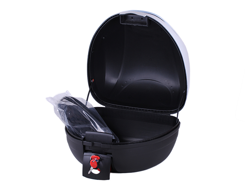 Кофр (багажник) для мотоцикла задний TT AGRO MOTO YM-0815P (V-32L) 43×41×32 белый с черным