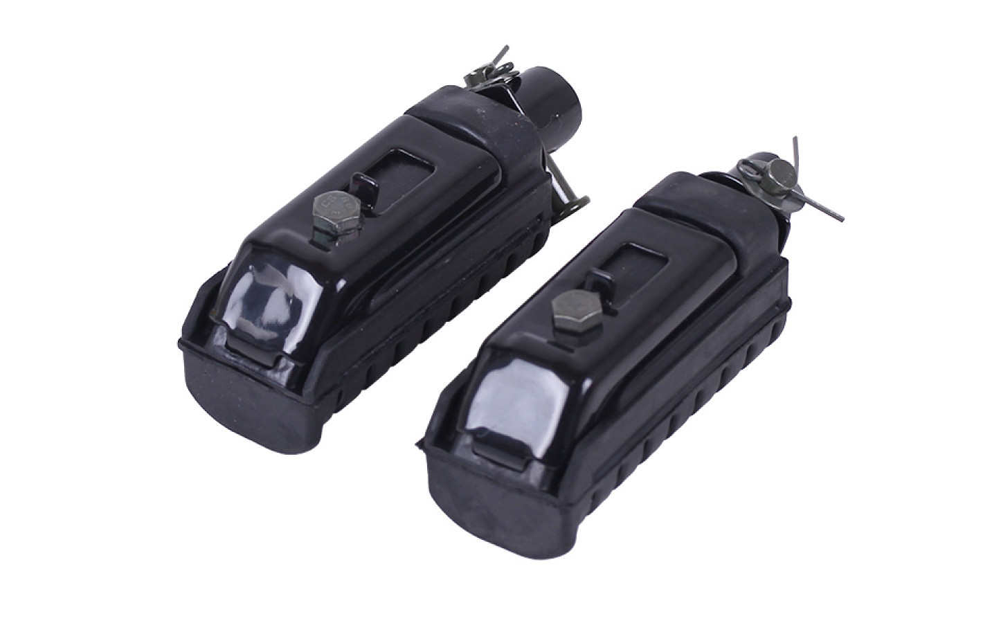 Подножки водителя (п+л) TΛTΛ на мотоцикл LF150-2E