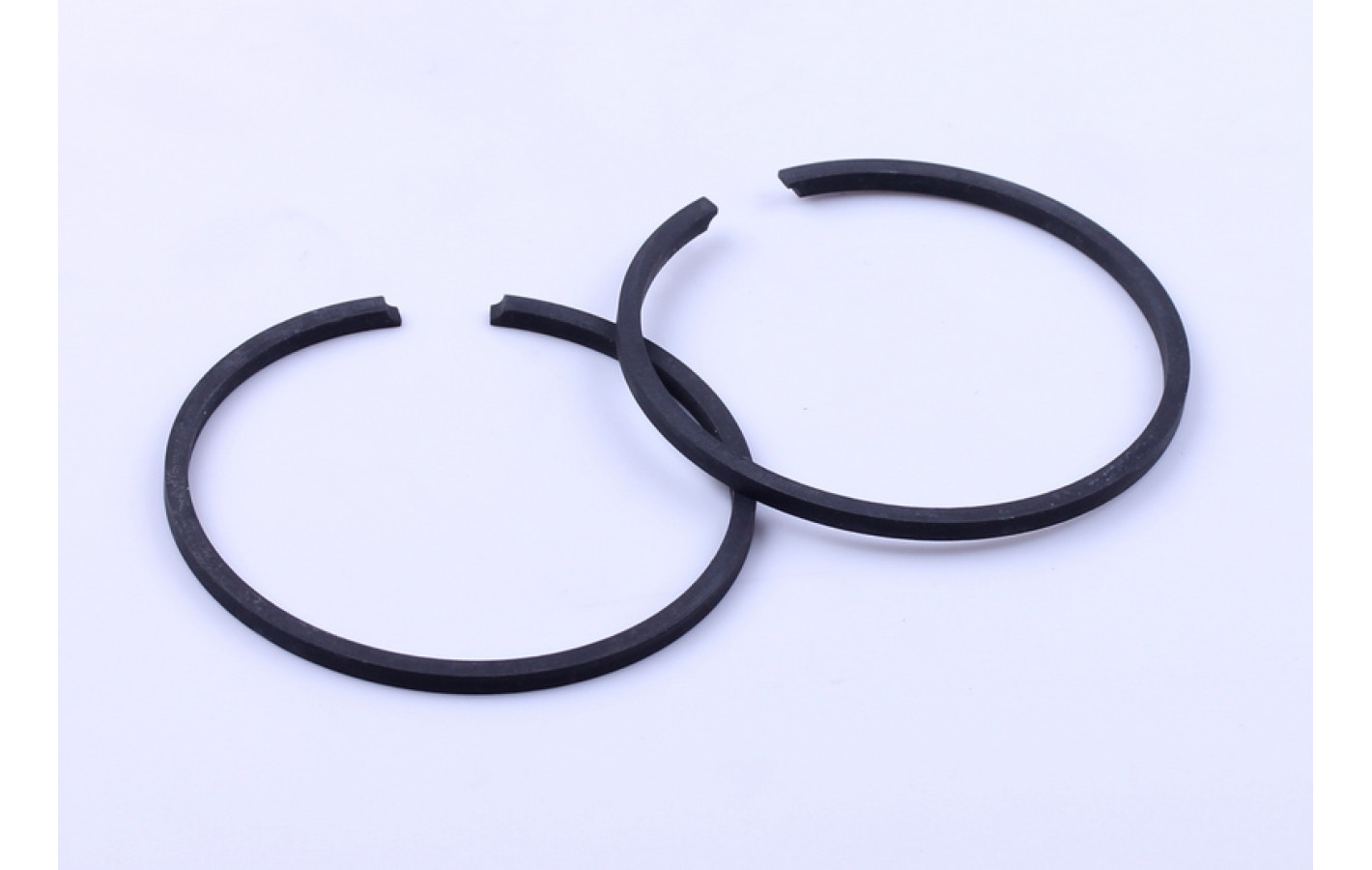 Кольца 44,00 мм STD TΛTΛ на двигатель 52СС для мотокультиватора, к-т на 1 поршень