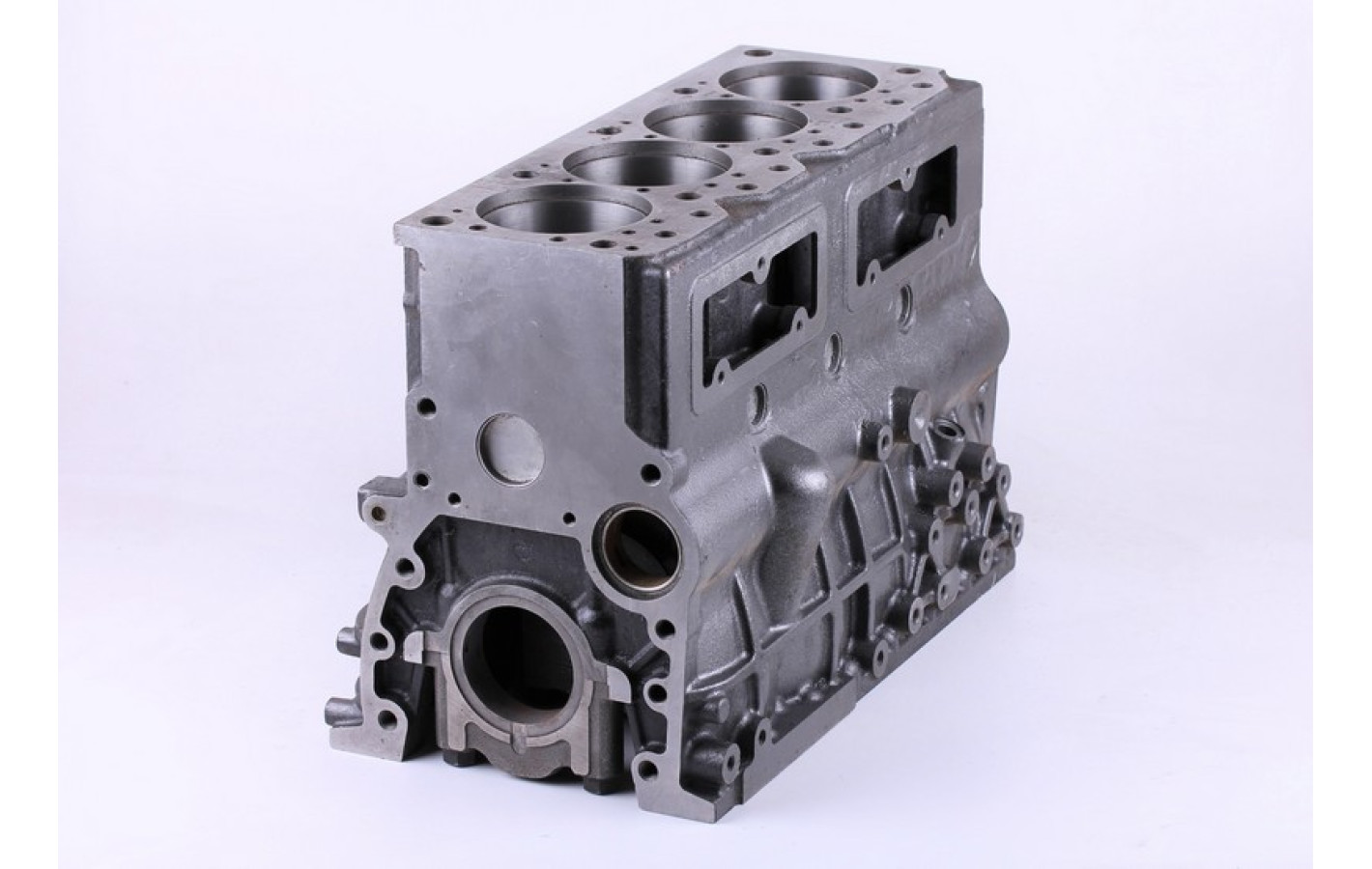 Блок цилиндров 4L22BT