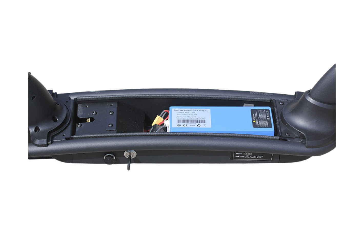 Електросамокат літій-іонний з блютузом TTG SM DES02 36V 10.4AH чорний