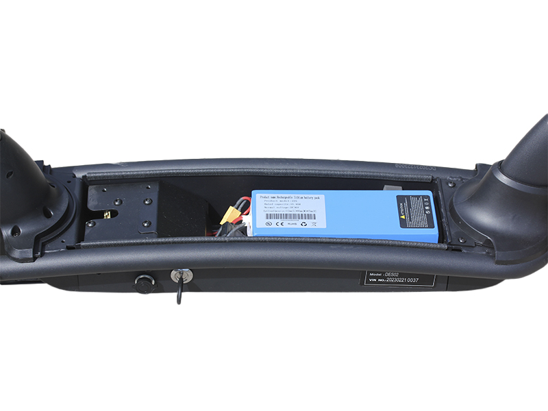 Электросамокат литий-ионный с блютузом TTG SM DES02 36V 10.4AH черный