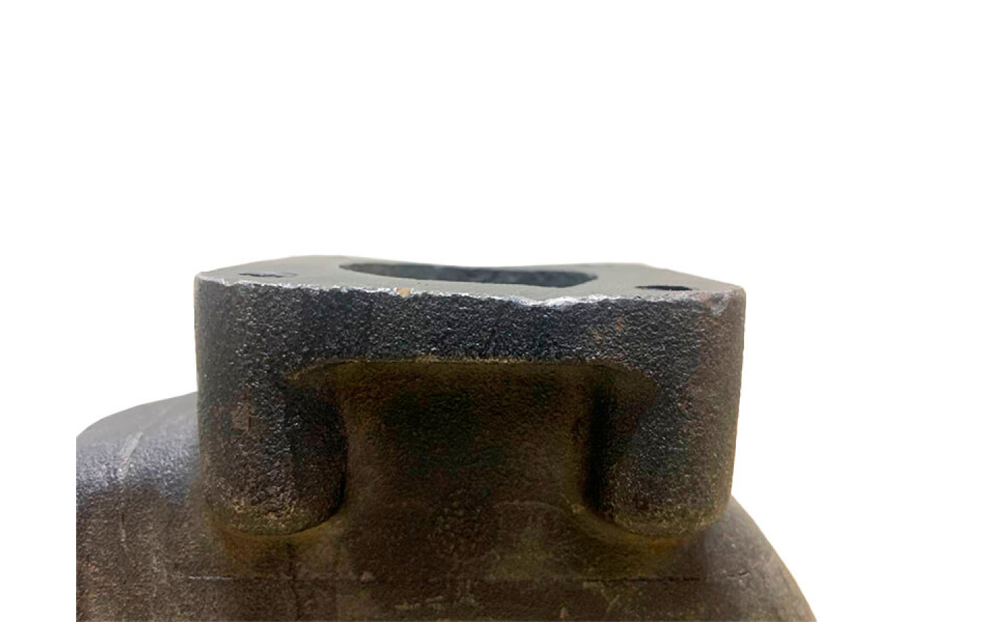 Коллектор выпускной TΛTΛ на трактор DongFeng 240/244, Foton 240/244, Jinma 240/244 с дизельным двигателем КМ385ВТ, тип 2  УЦЕНКА