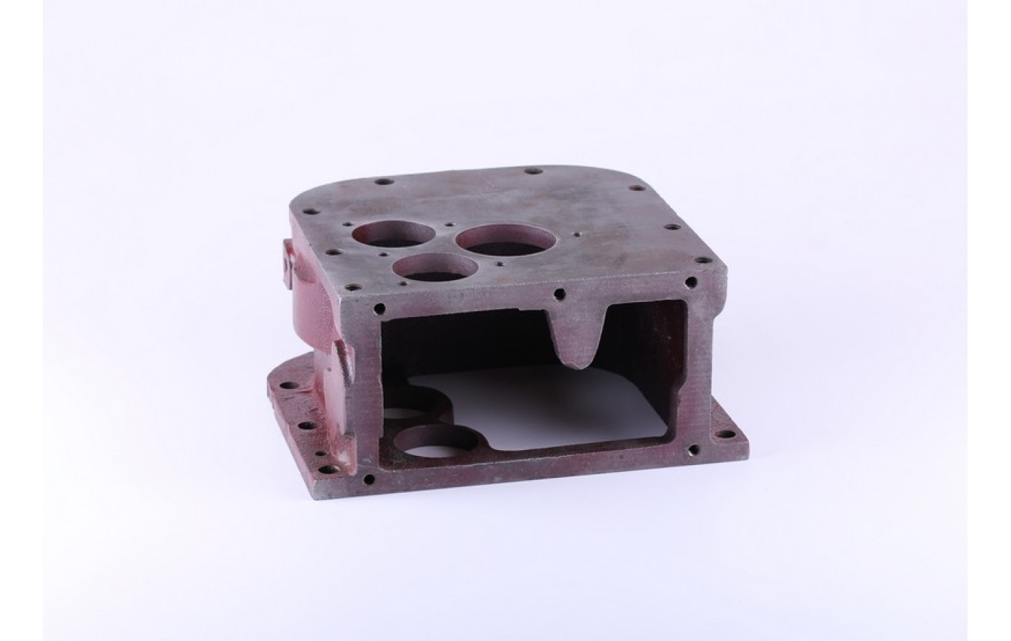 Корпус додаткової коробки TTG на трактор Xingtai 120/220