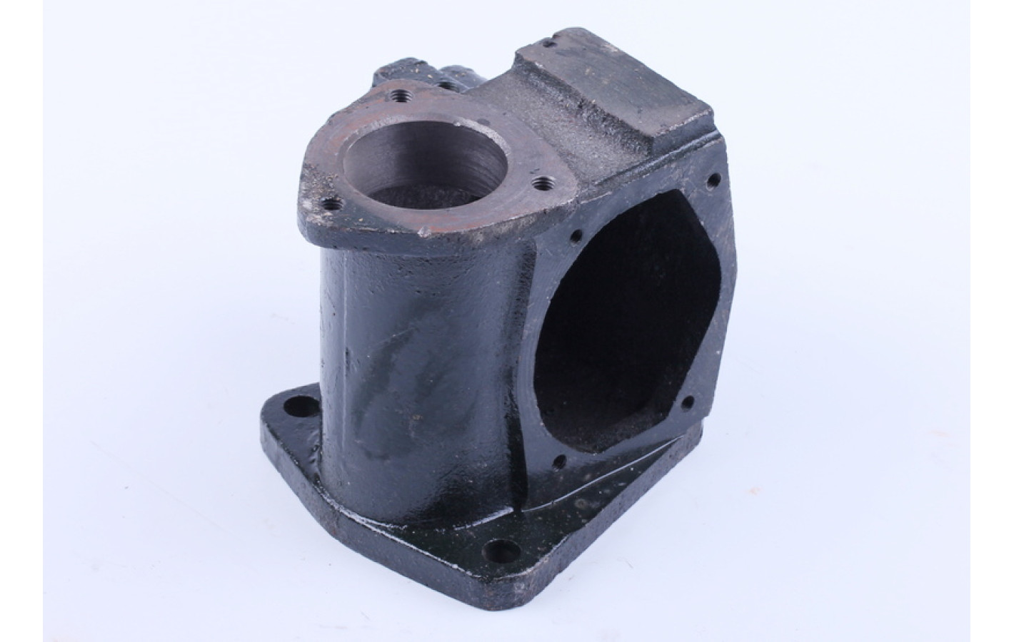 Корпус кермового механізму (старого зразка) Xingtai 120/220