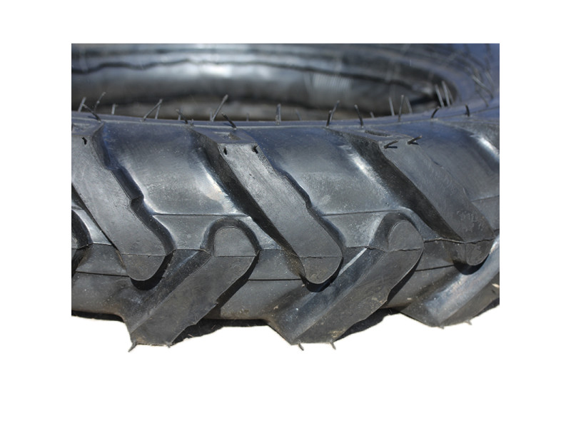 Покрышка с камерой 8.30×20 TT AGRO MOTO 10PR (минитрактор)